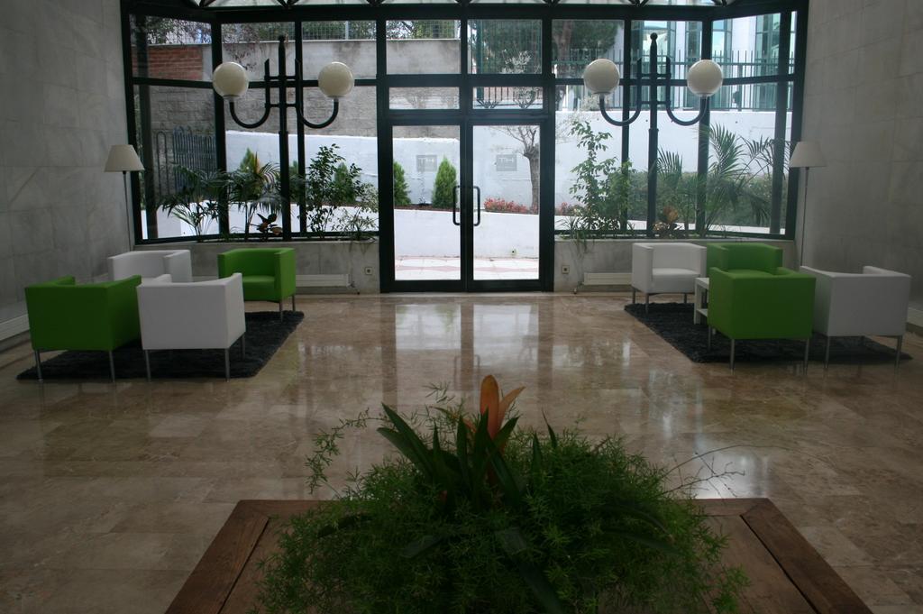 Apartamentos Th Las Rozas Exterior photo