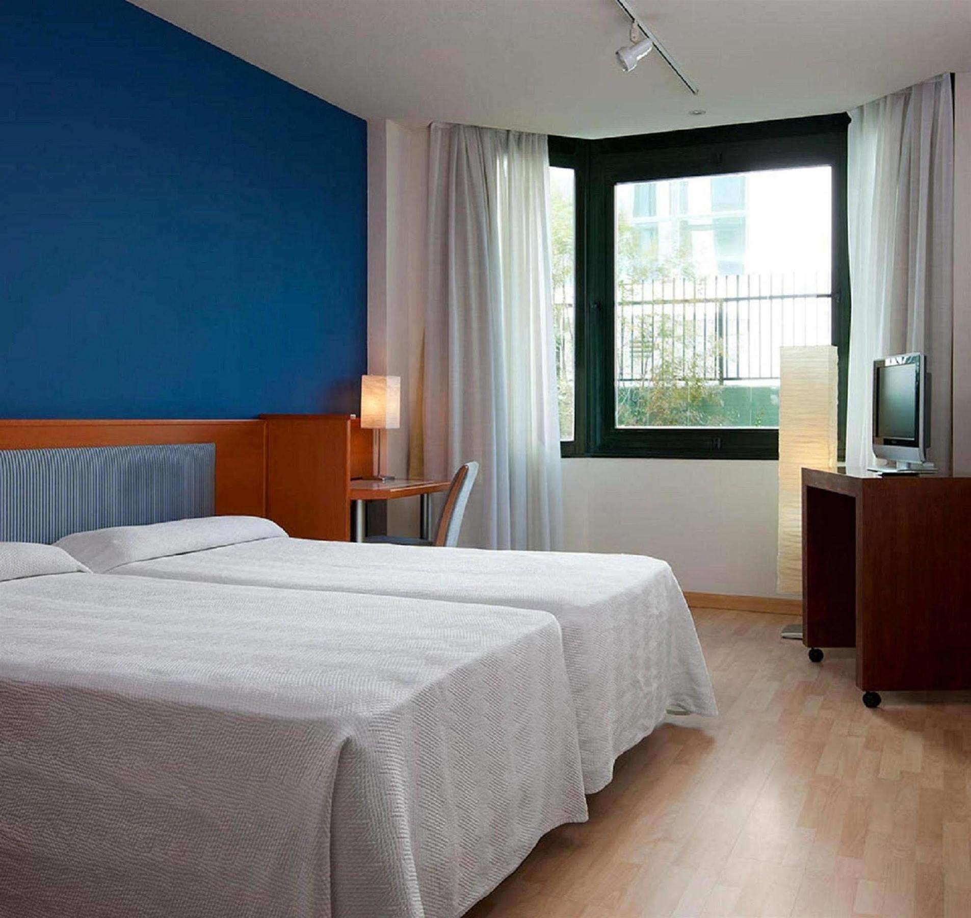 Apartamentos Th Las Rozas Exterior photo